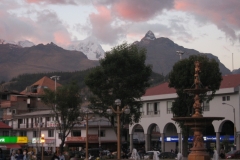 Huaraz plaza de armas sunset